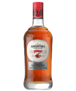 רום אנגסטורה 7 שנים